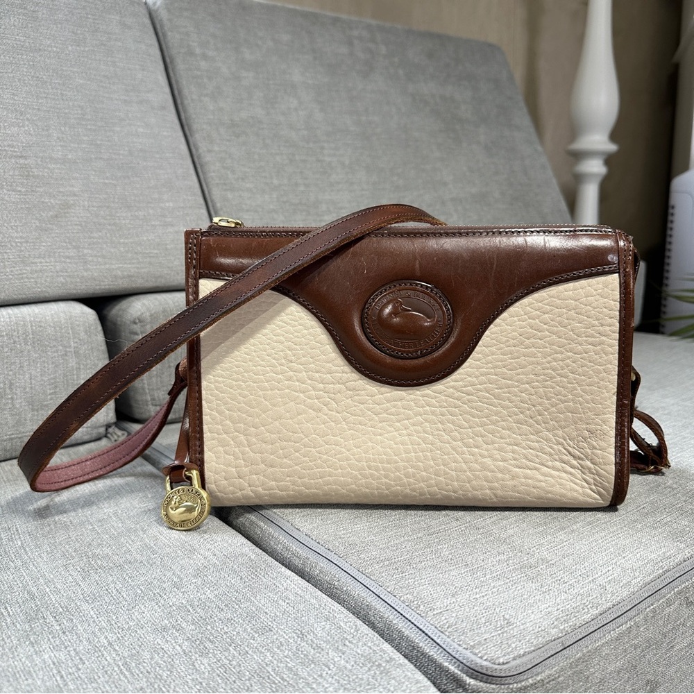 Dooney & Bourke Vintage Ivory Brown Leather Crossbody Bag Classic Zip Top